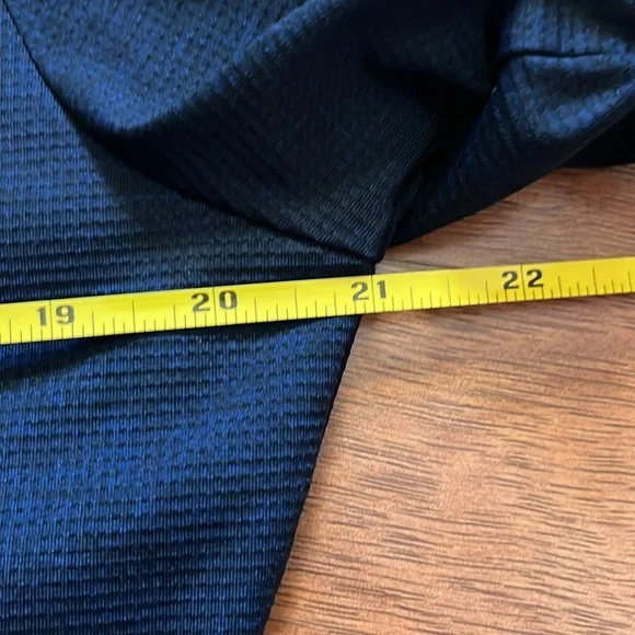 BNWOT Gorgeous Zyia active navy/black long sleeve top - Picture 11 of 12